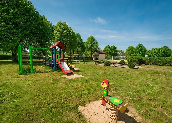 Nadmorski Raj Kompleks wypoczynkowy *